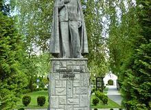 Pomnik_Wladyslawa_Orkana_Niedzwiedz